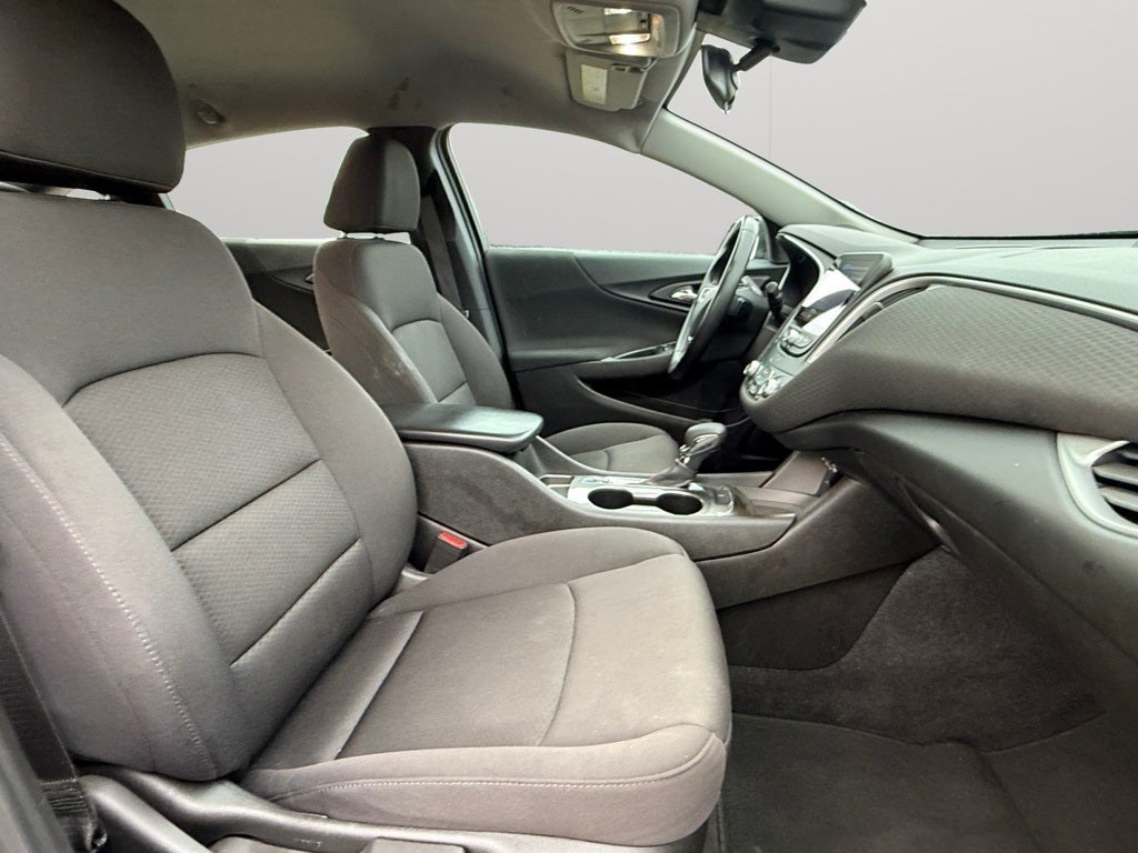 2023 Chevrolet Malibu FWD RS