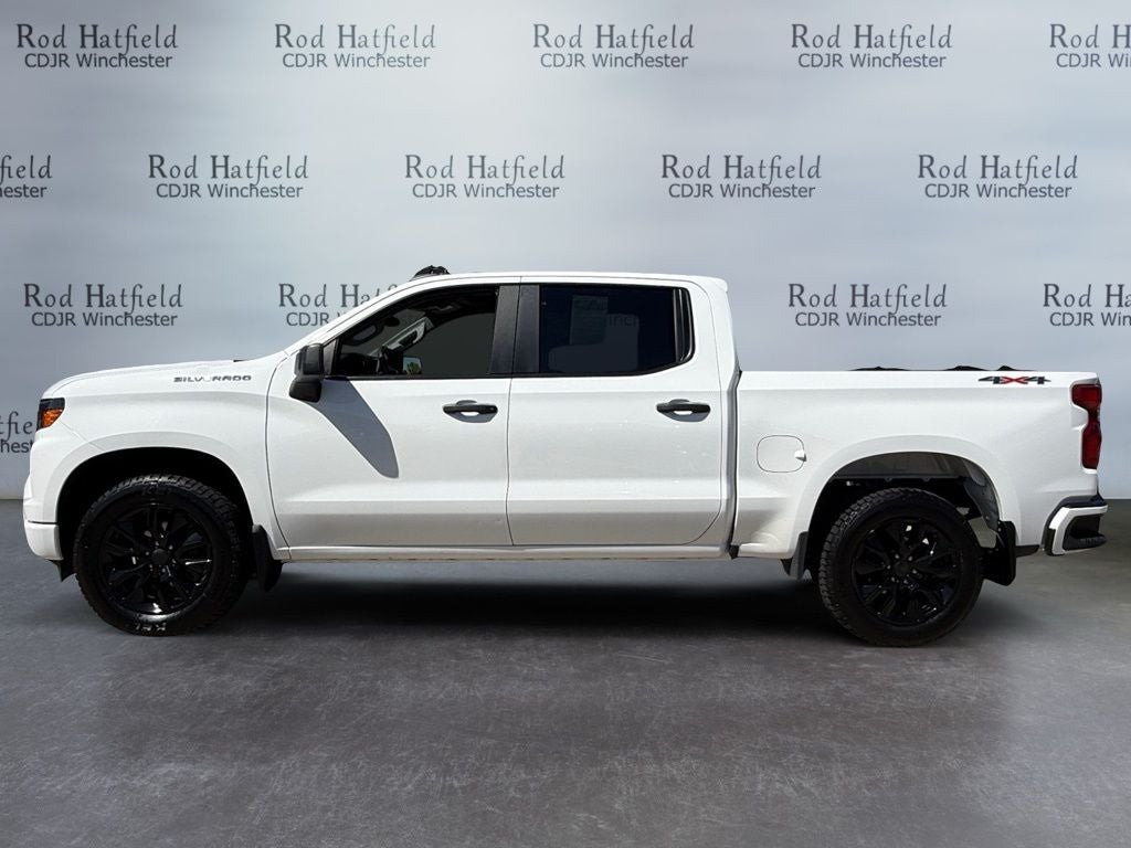 2024 Chevrolet Silverado 1500 Custom