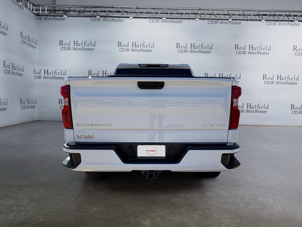 2024 Chevrolet Silverado 1500 Custom