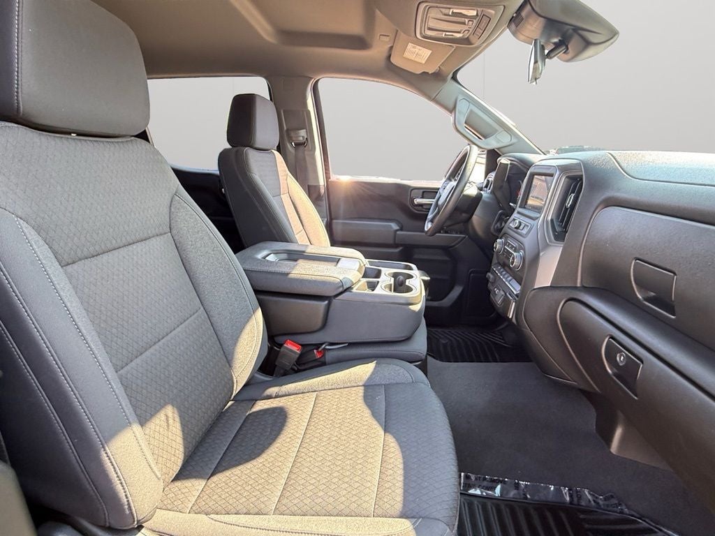 2024 Chevrolet Silverado 1500 4WD Crew Cab Short Bed Custom