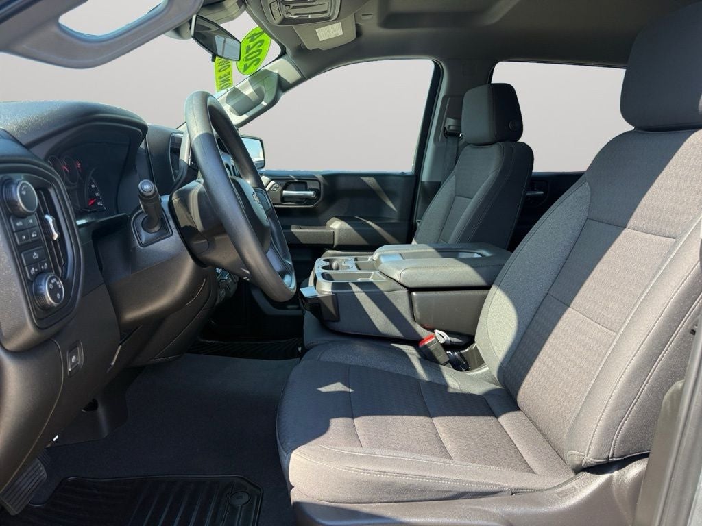 2024 Chevrolet Silverado 1500 4WD Crew Cab Short Bed Custom