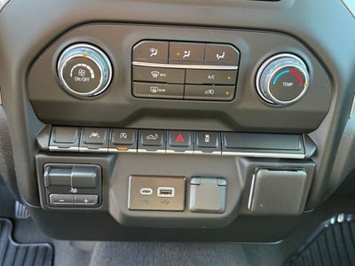 2024 Chevrolet Silverado 1500 4WD Crew Cab Short Bed Custom