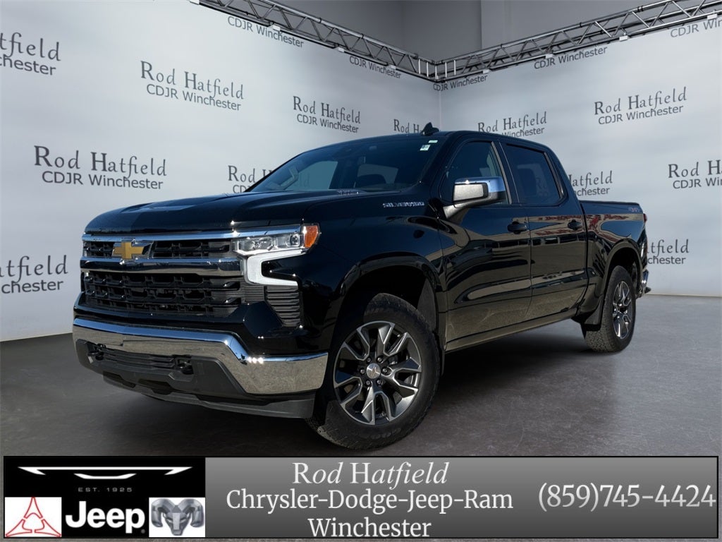 2024 Chevrolet Silverado 1500 4WD Crew Cab Short Bed LT with 2FL