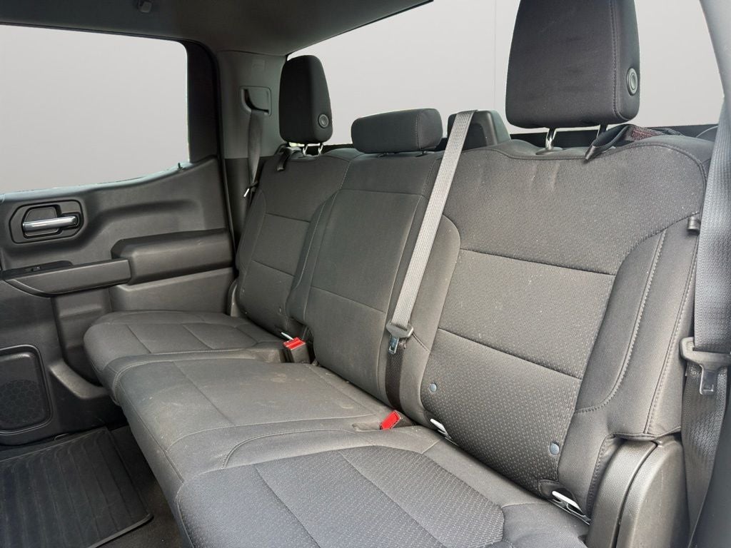2021 Chevrolet Silverado 1500 4WD Crew Cab Short Bed Custom