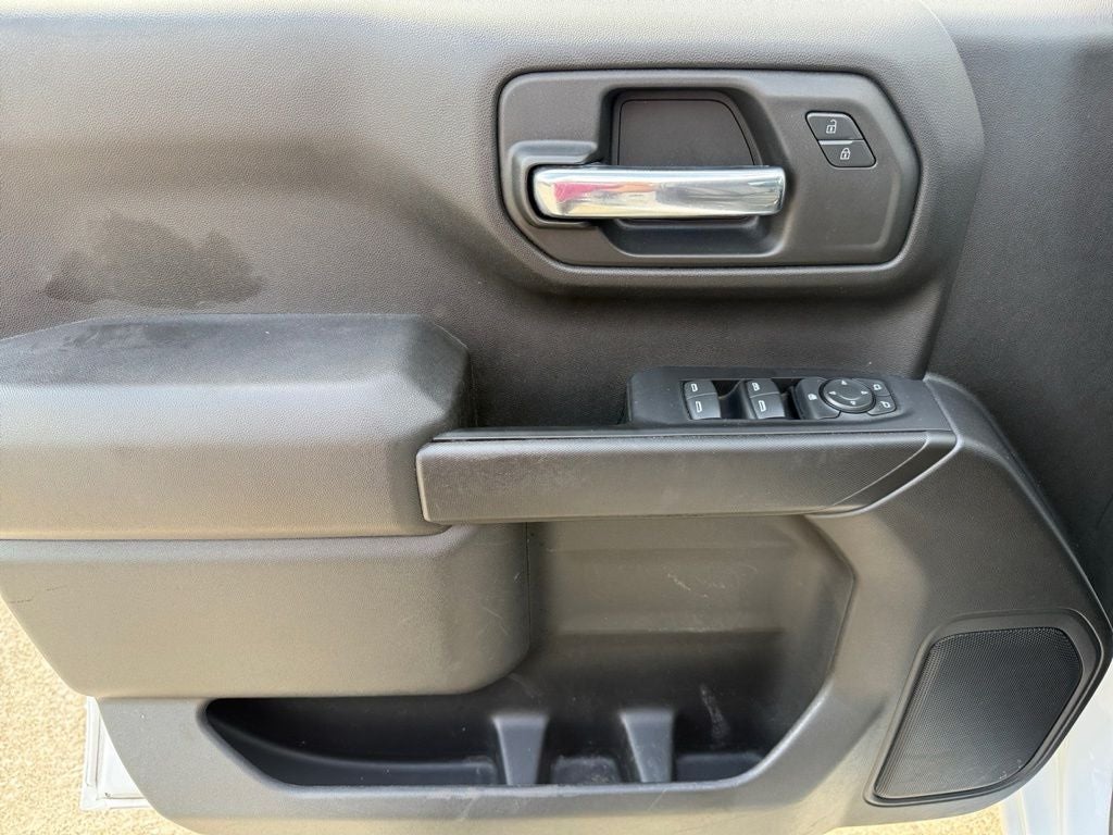 2021 Chevrolet Silverado 1500 4WD Crew Cab Short Bed Custom