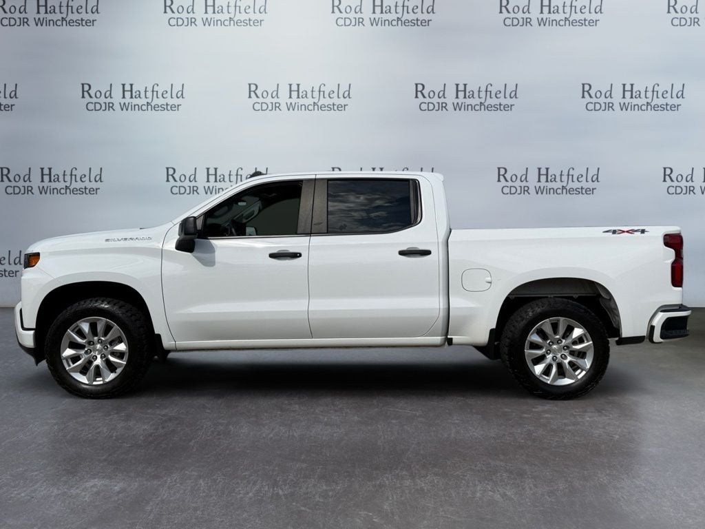 2021 Chevrolet Silverado 1500 4WD Crew Cab Short Bed Custom