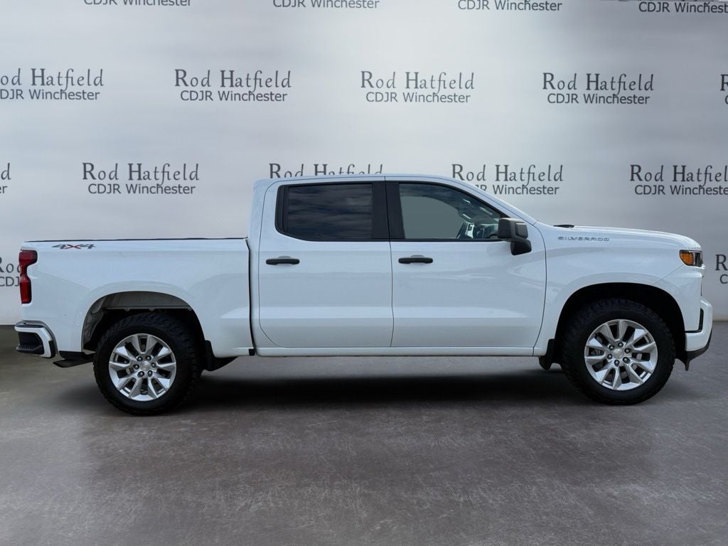 2021 Chevrolet Silverado 1500 4WD Crew Cab Short Bed Custom