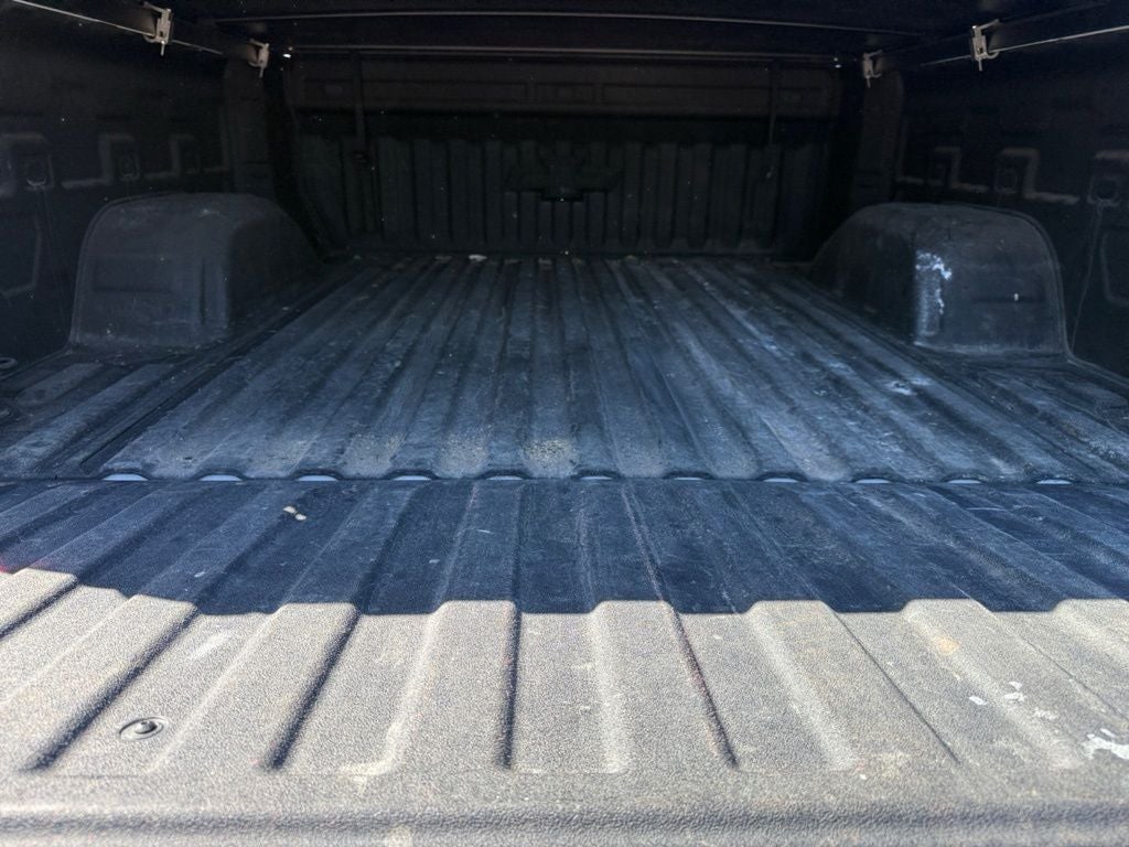 2021 Chevrolet Silverado 1500 4WD Crew Cab Short Bed Custom