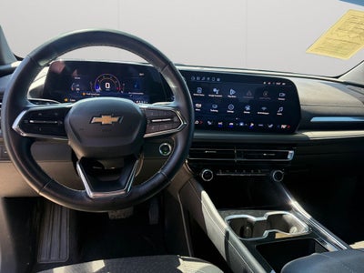2025 Chevrolet Traverse AWD LT