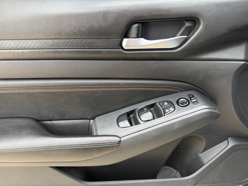 2020 Nissan Altima SR FWD