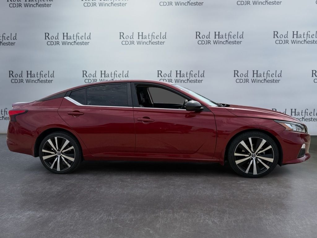 2021 Nissan Altima SR FWD