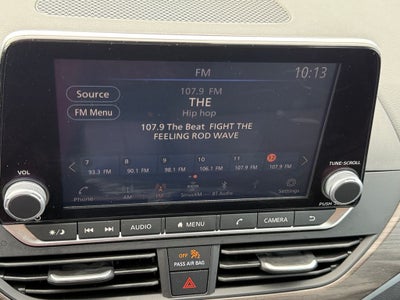 2025 Nissan Altima SV FWD