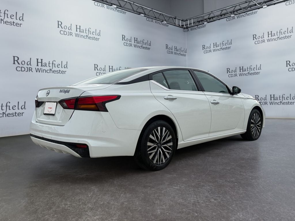 2025 Nissan Altima SV FWD