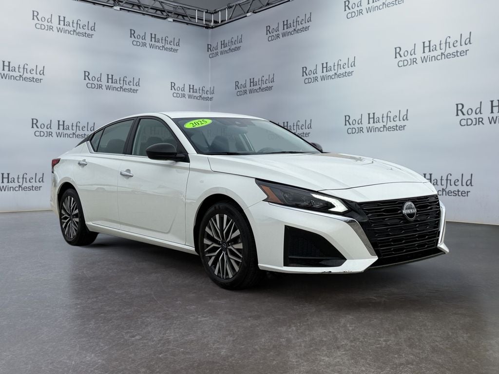 2025 Nissan Altima SV FWD