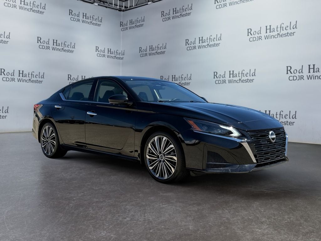 2025 Nissan Altima SL FWD