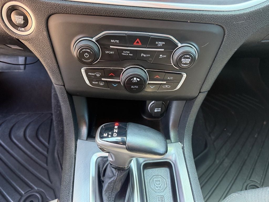 2020 Dodge Charger SXT AWD