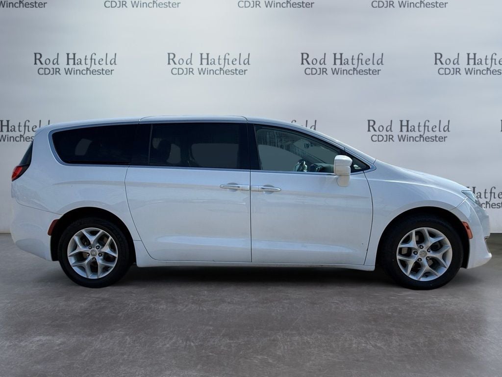 2018 Chrysler Pacifica Touring Plus