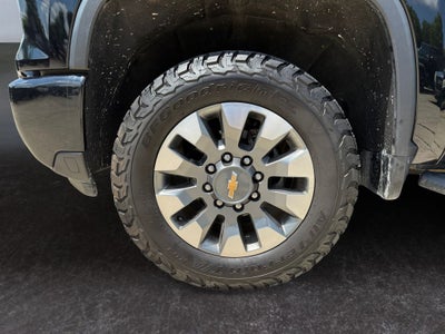 2024 Chevrolet Silverado 2500HD 4WD Crew Cab Standard Bed Custom