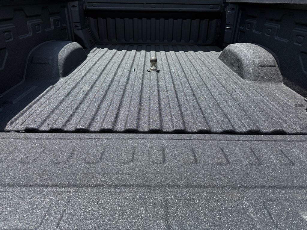 2024 Chevrolet Silverado 2500HD 4WD Crew Cab Standard Bed Custom