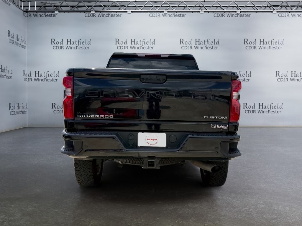 2024 Chevrolet Silverado 2500HD 4WD Crew Cab Standard Bed Custom
