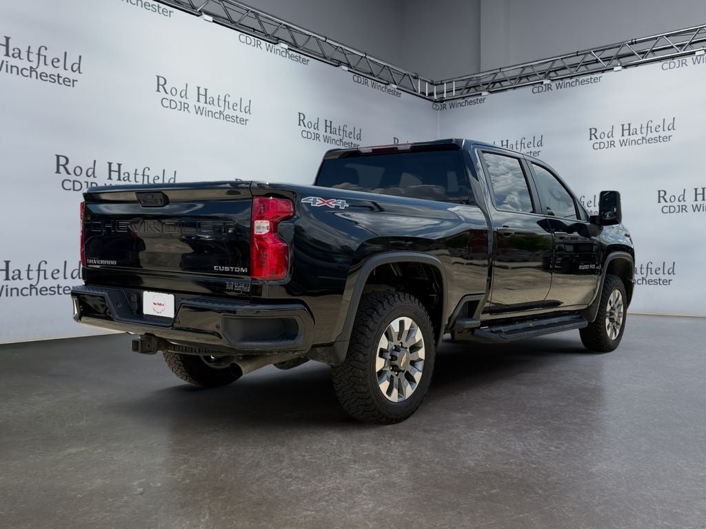 2024 Chevrolet Silverado 2500HD 4WD Crew Cab Standard Bed Custom