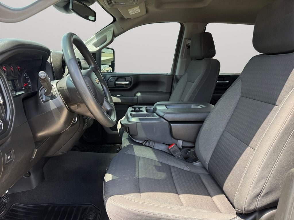 2024 Chevrolet Silverado 2500HD 4WD Crew Cab Standard Bed Custom