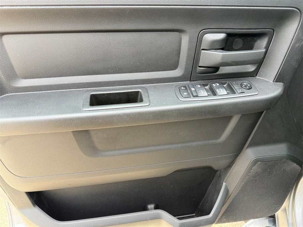 2021 RAM 3500 Tradesman Crew Cab 4x4 8' Box