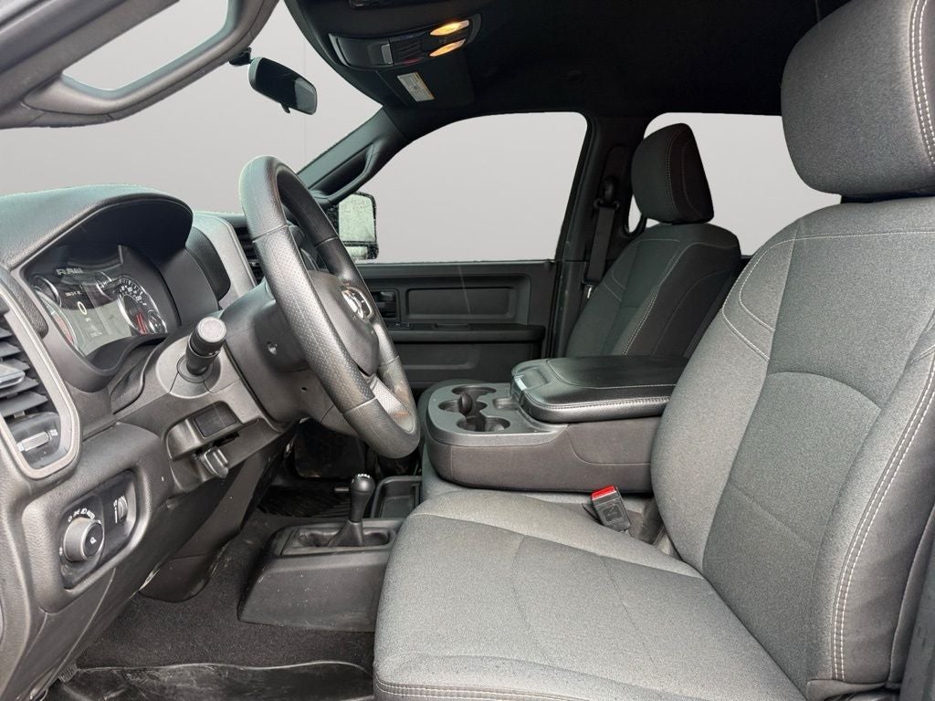 2024 RAM 2500 Tradesman Crew Cab 4x4 6'4' Box