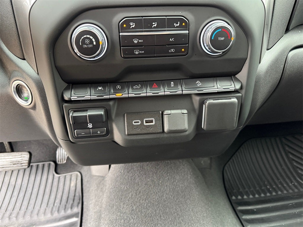 2024 Chevrolet Silverado 1500 4WD Crew Cab Short Bed Custom Trail Boss