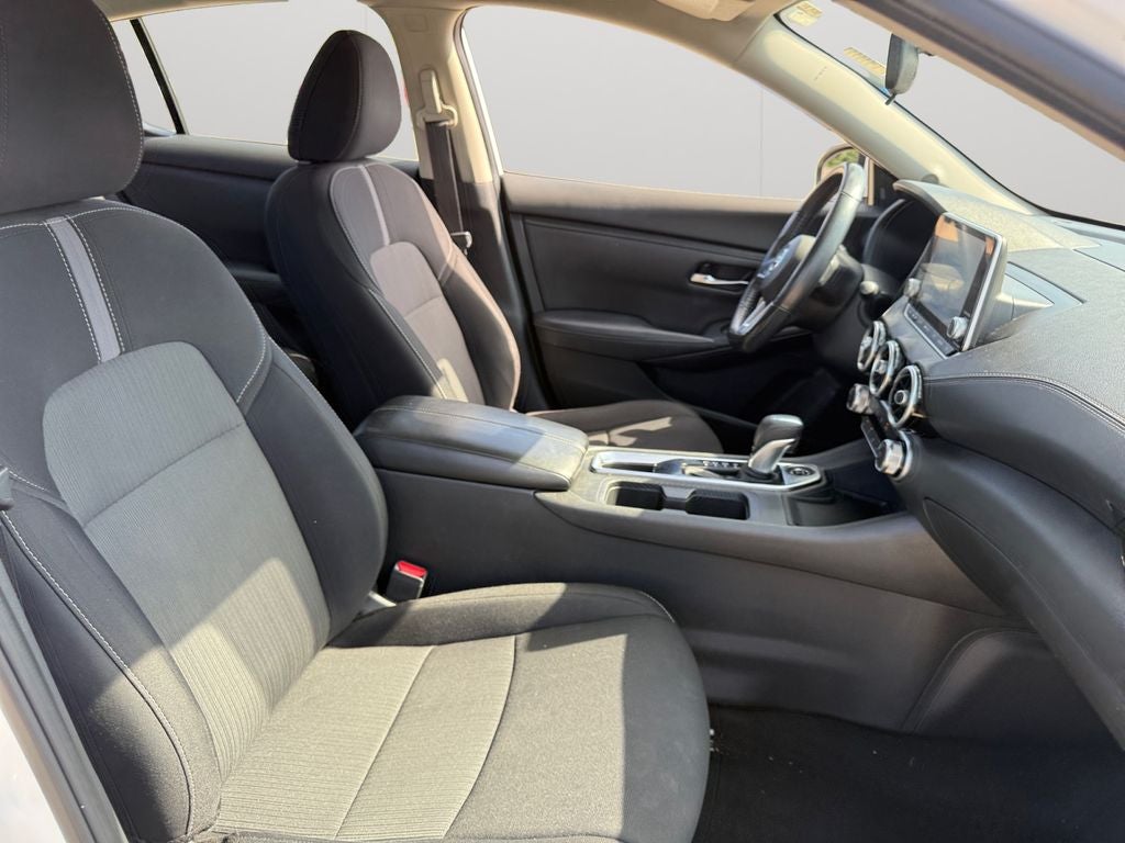 2022 Nissan Sentra SV Xtronic CVT