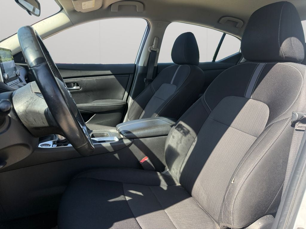 2022 Nissan Sentra SV Xtronic CVT