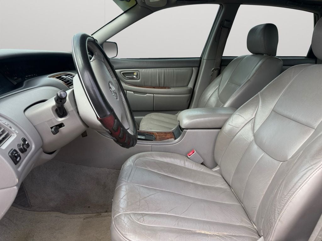 2002 Toyota Avalon XL