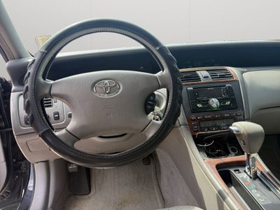 2002 Toyota Avalon XL