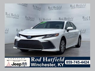 2022 Toyota Camry Hybrid LE