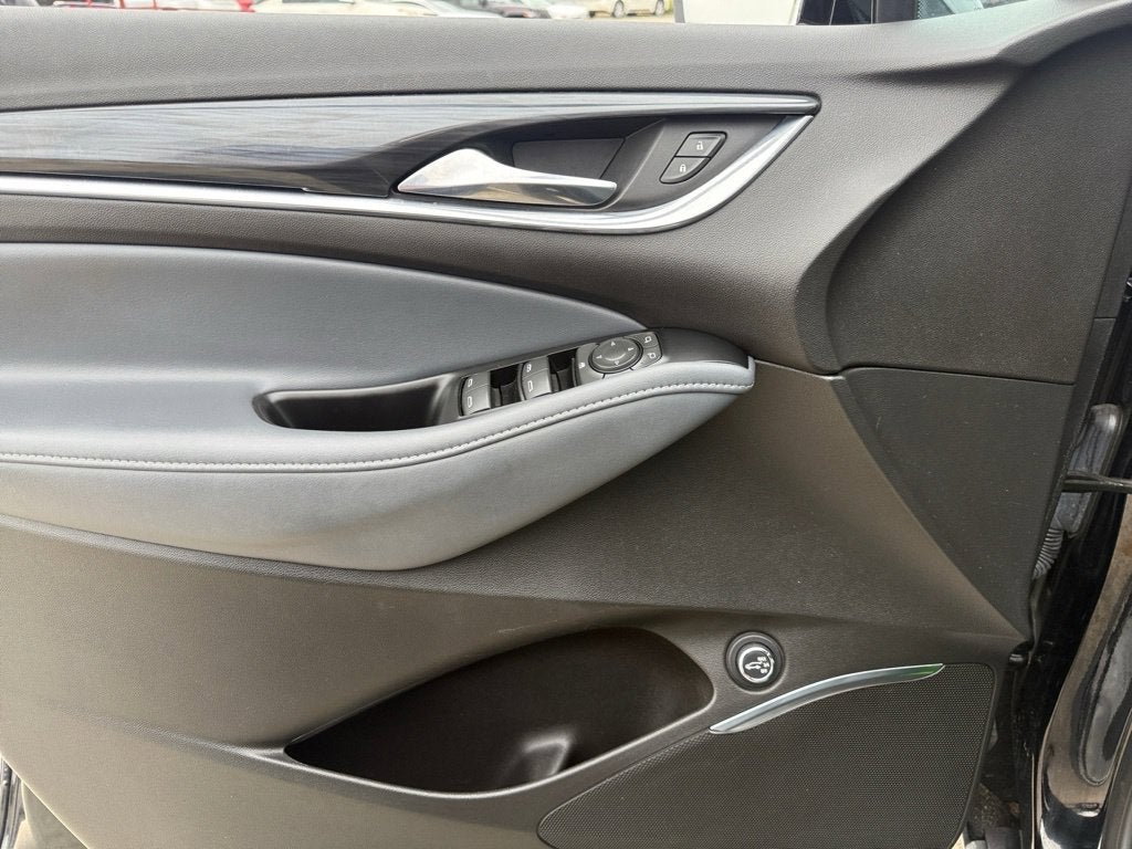2024 Buick Enclave Essence FWD