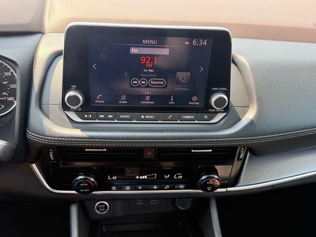 2022 Nissan Rogue SV Intelligent AWD