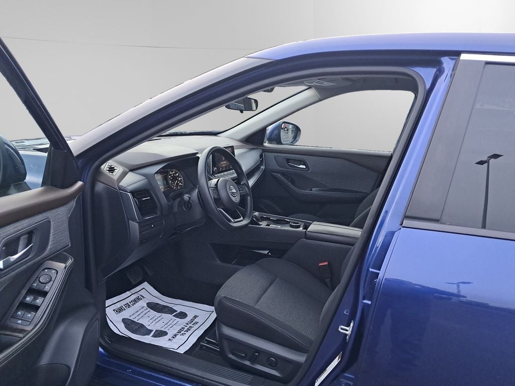 2022 Nissan Rogue SV Intelligent AWD