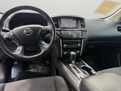 2019 Nissan Pathfinder SV
