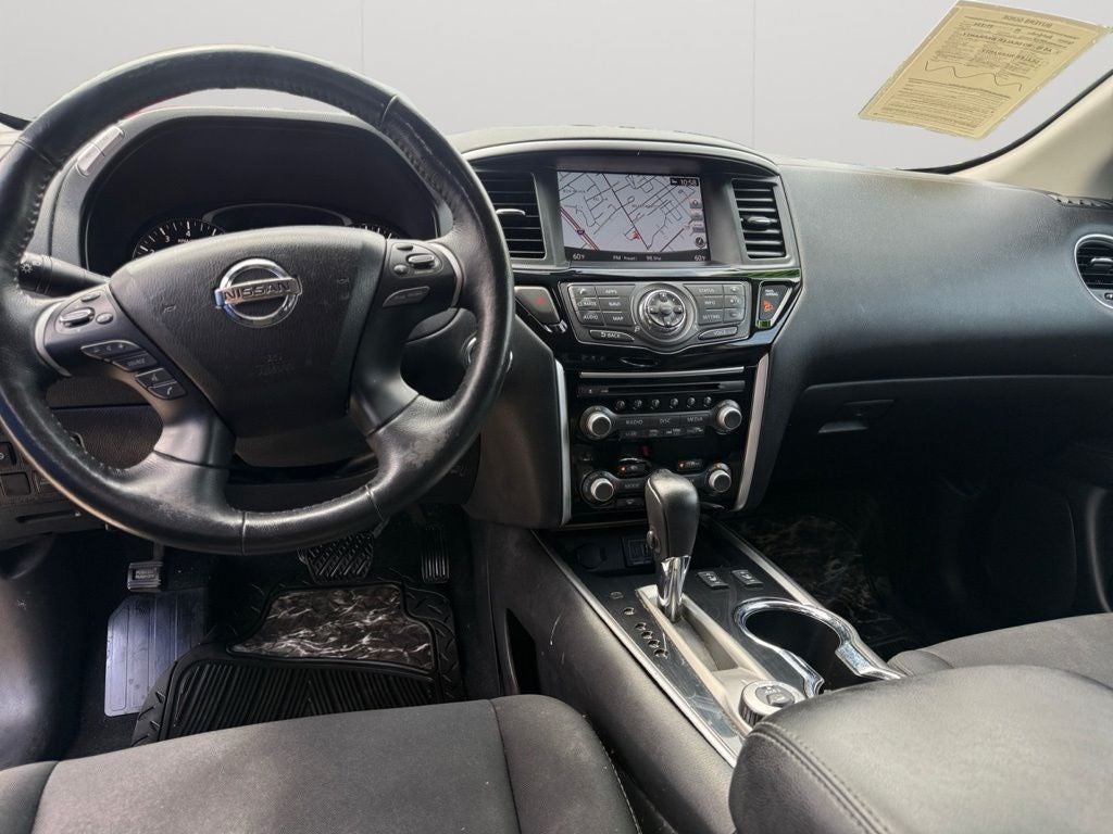 2019 Nissan Pathfinder SV