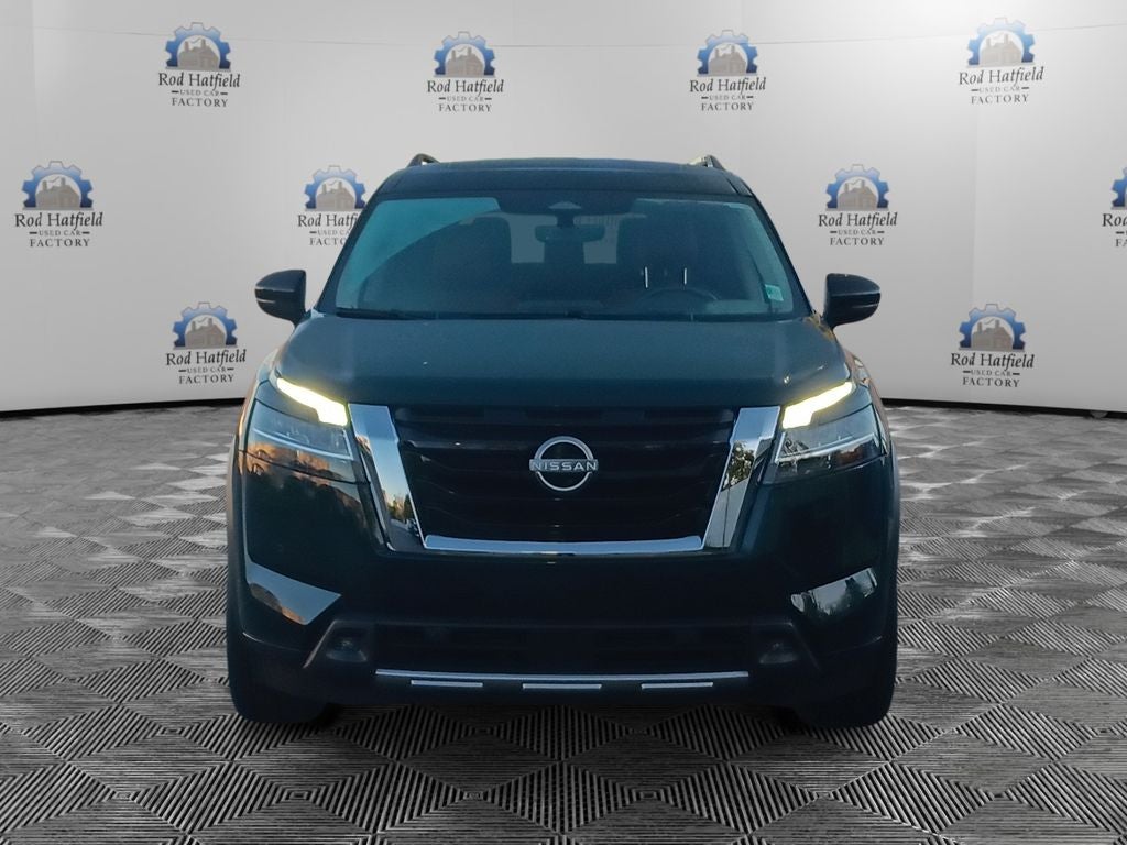 2023 Nissan Pathfinder Platinum 4WD