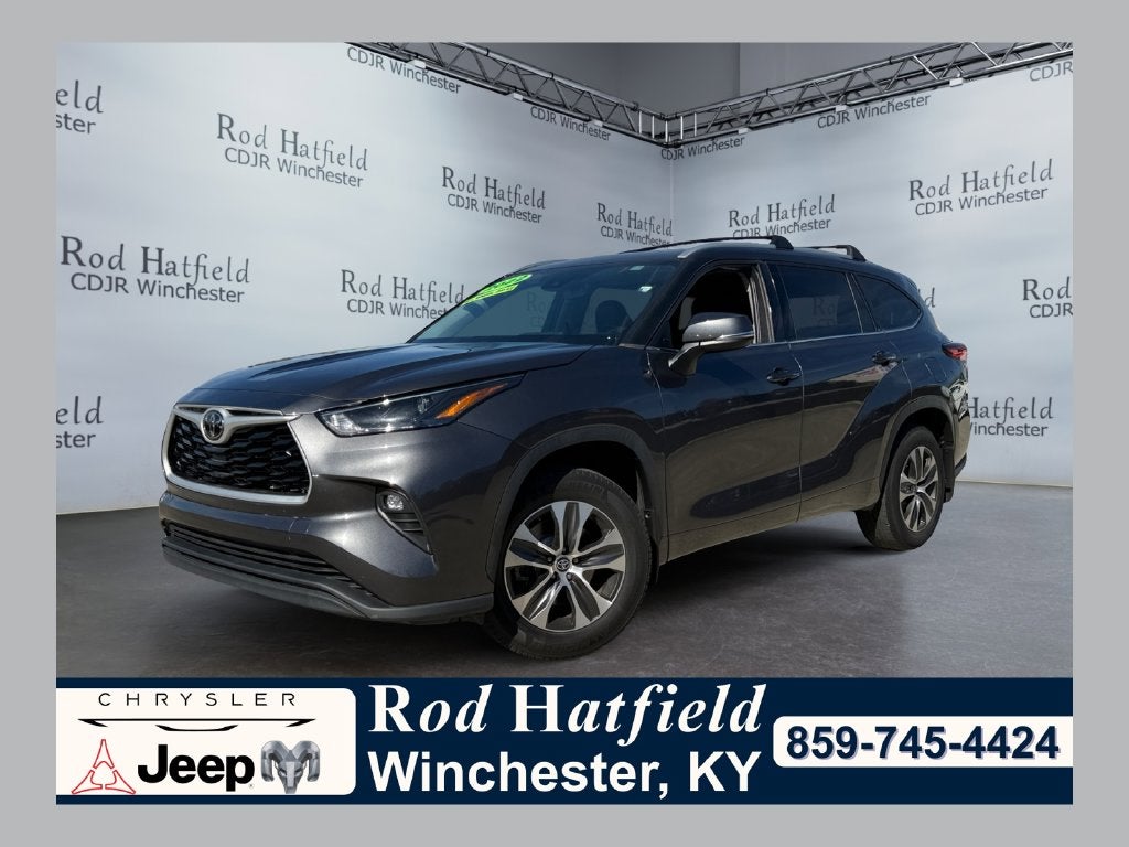 2022 Toyota Highlander XLE