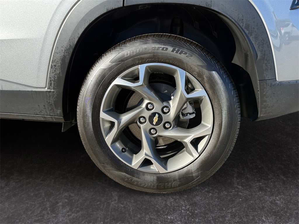 2025 Chevrolet Trax FWD LT