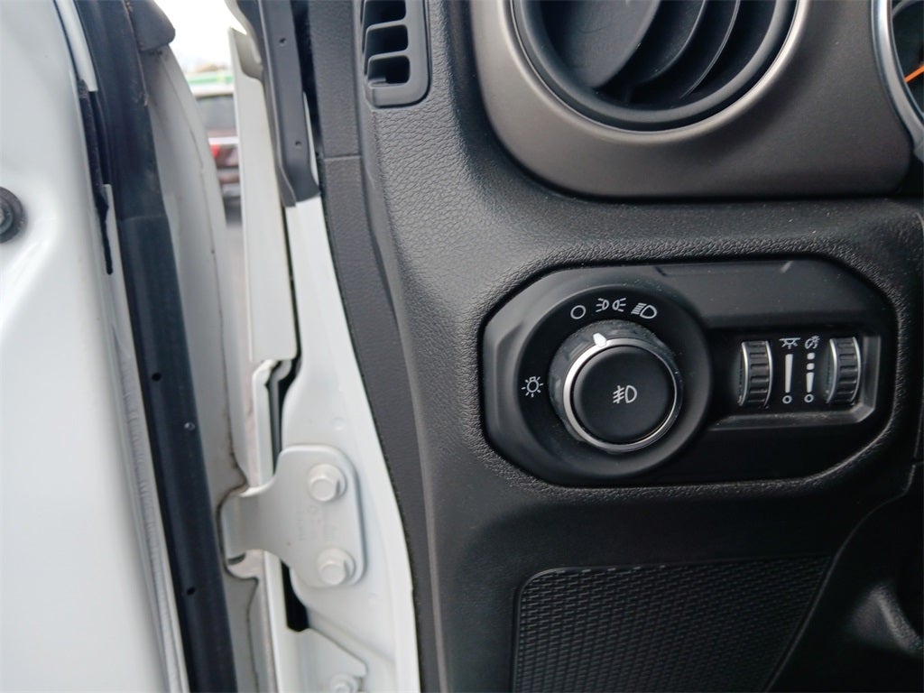 2020 Jeep Wrangler Sport