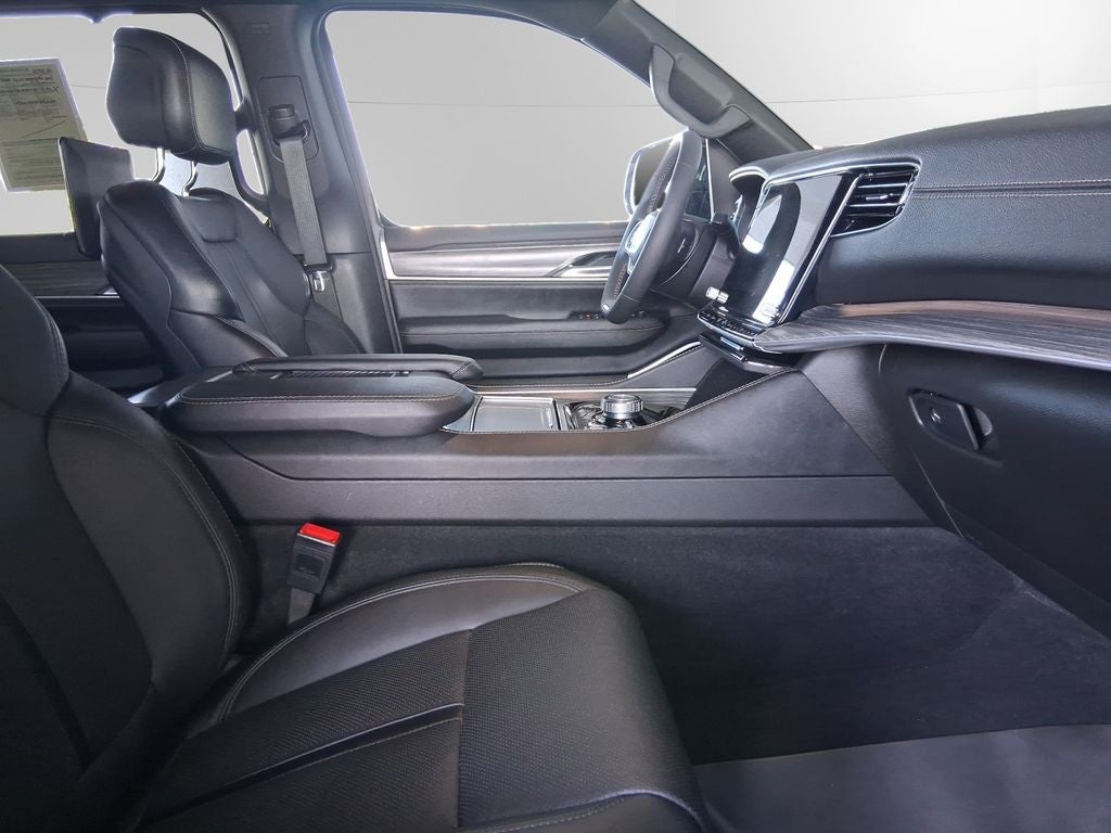 2024 Jeep Wagoneer L Series III