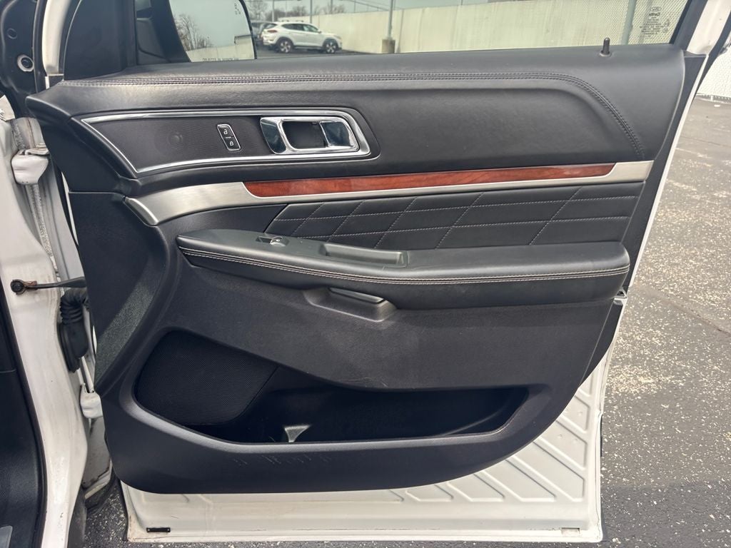 2019 Ford Explorer Platinum