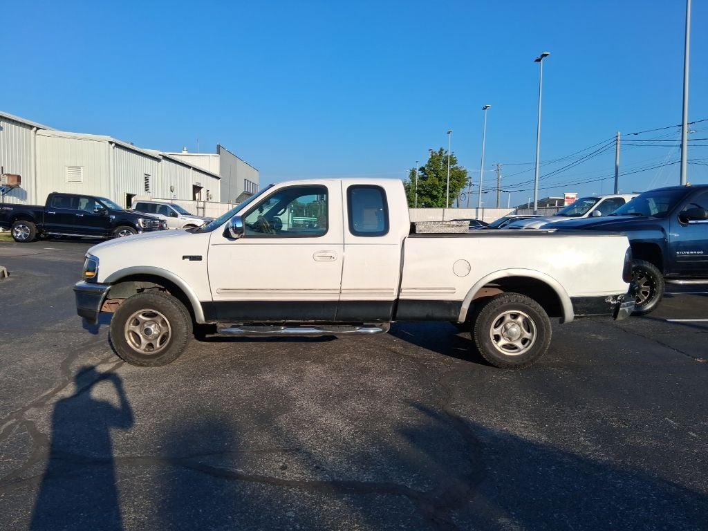 1997 Ford F-150 XLT