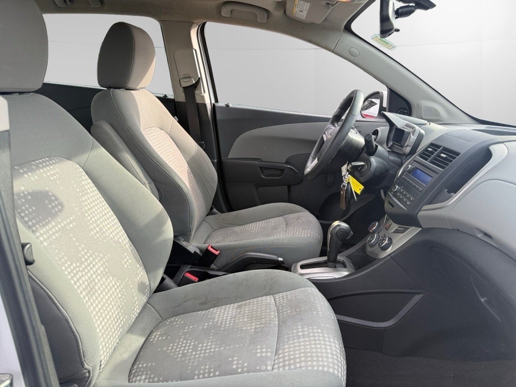 2016 Chevrolet Sonic LS