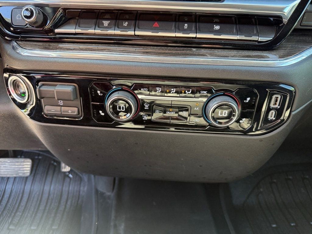 2025 Chevrolet Silverado 3500HD LT