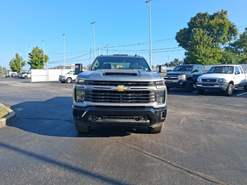 2024 Chevrolet Silverado 2500HD Custom