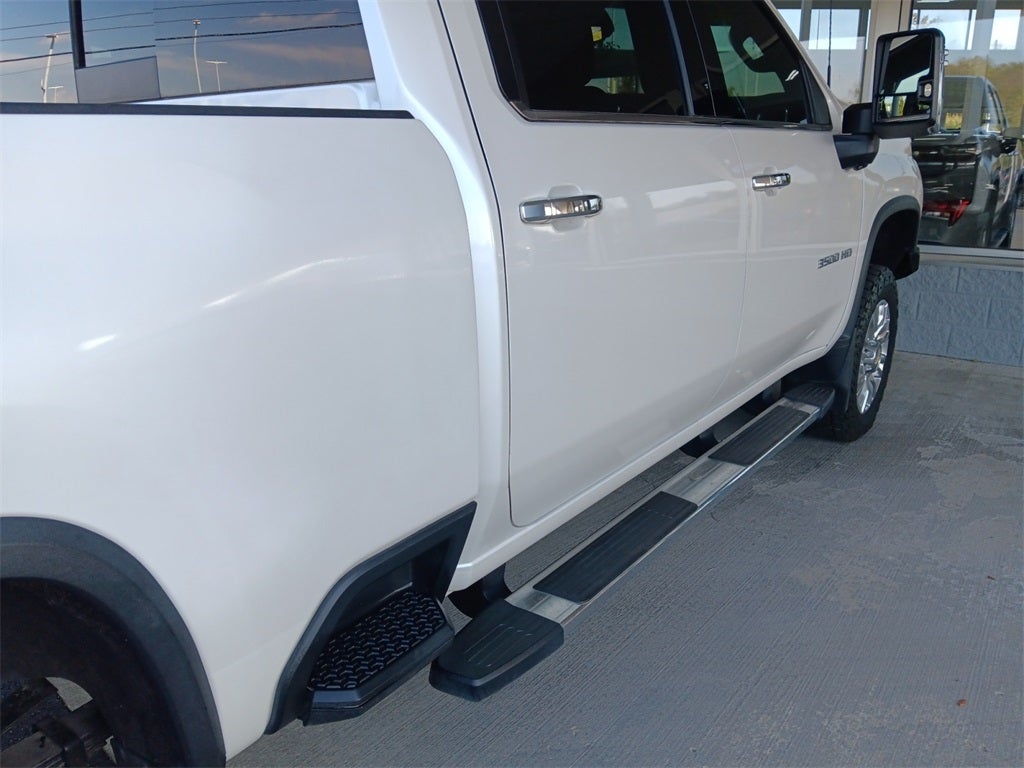 2022 Chevrolet Silverado 3500HD High Country